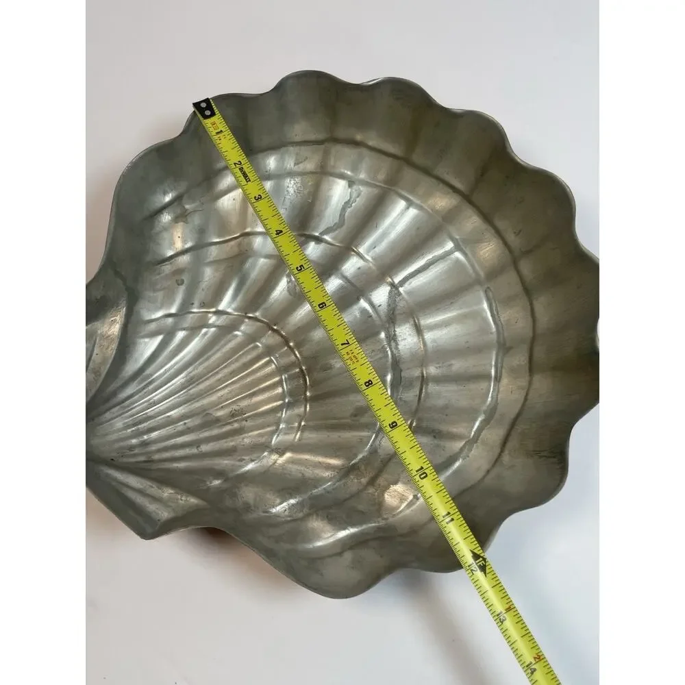 Vintage Copper Shell Mold Or Wall Decor 12” Tin Lined - Has Wall Hanging Hook